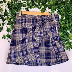 Copper Key. Flannel Plaid Skirt. Size Medium. NWT